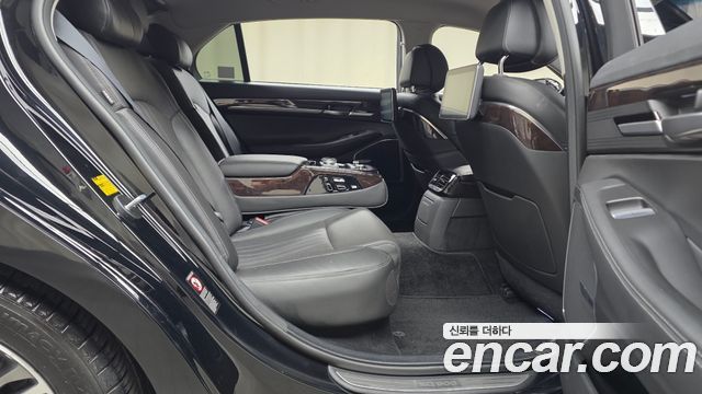 Genesis EQ900 3.8 GDI AWD Premium Luxury 2017 — фото 11