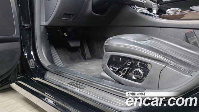 Genesis EQ900 3.8 GDI AWD Premium Luxury 2017 — фото 31