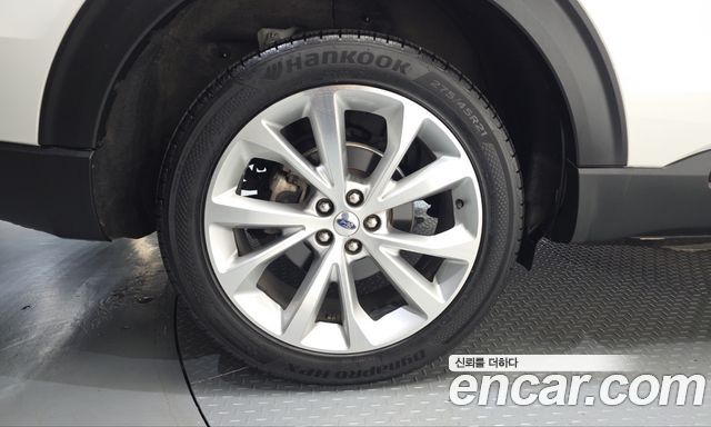 Ford Explorer (VI) 3.0 Platinum 4WD 2022 — фото 5