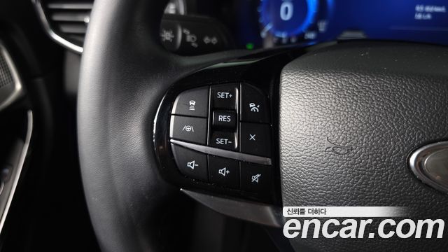 Ford Explorer (VI) 3.0 Platinum 4WD 2022 — фото 18