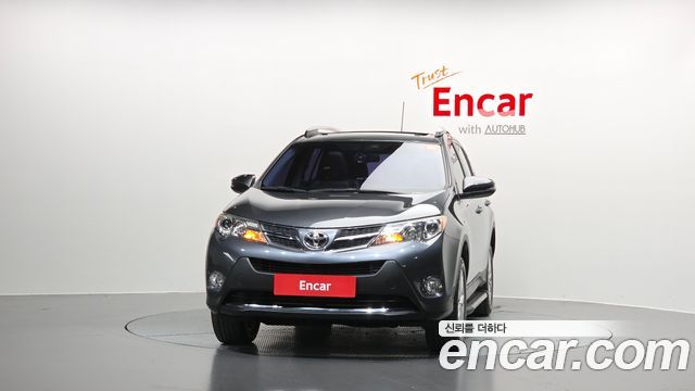 Toyota RAV4 2.5 4WD 4th 2015 — фото 3