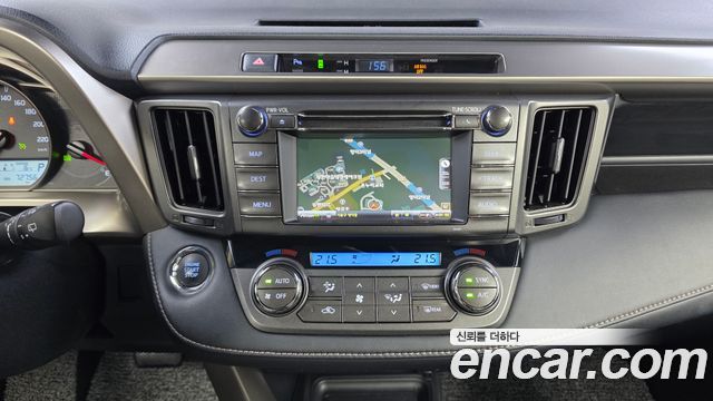Toyota RAV4 2.5 4WD 4th 2015 — фото 15