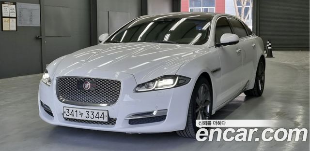 Jaguar XJ 3.0D Premium Luxury LWB X351