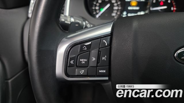 Land Rover Discovery Sport 2.0 TD4 SE (150PS) 2017 — фото 17