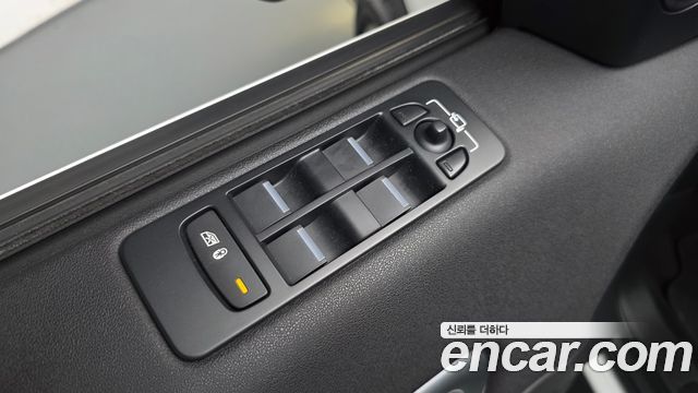 Land Rover Discovery Sport 2.0 TD4 SE (150PS) 2017 — фото 34