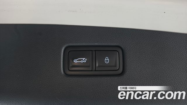Genesis GV70 2.5T Gasoline 2WD 2022 — фото 17