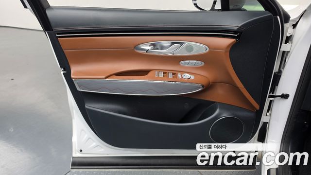 Genesis GV70 2.5T Gasoline 2WD 2022 — фото 24