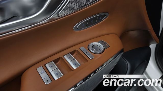 Genesis GV70 2.5T Gasoline 2WD 2022 — фото 28