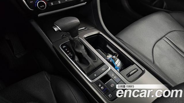 Kia K5 (II) 2.0 Prestige 2020 — фото 9