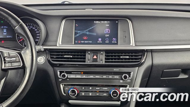 Kia K5 (II) 2.0 Prestige 2020 — фото 13