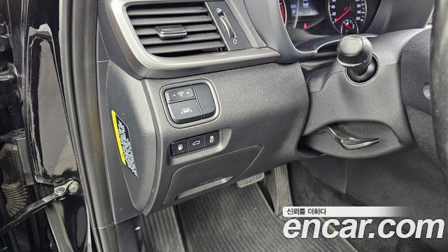 Kia K5 (II) 2.0 Prestige 2020 — фото 28
