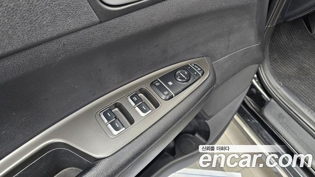 Kia K5 (II) 2.0 Prestige 2020 — фото 33