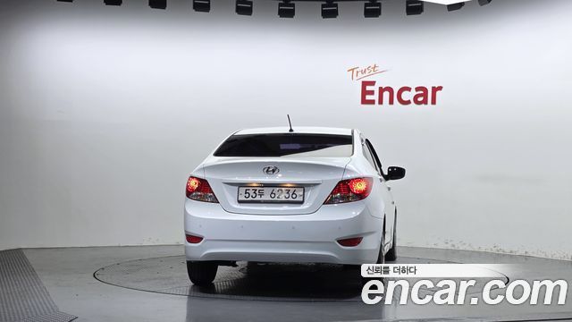 Hyundai Accent (New) Diesel 1.6 VGT Smart 2014 — фото 4