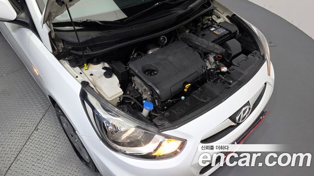 Hyundai Accent (New) Diesel 1.6 VGT Smart 2014 — фото 6