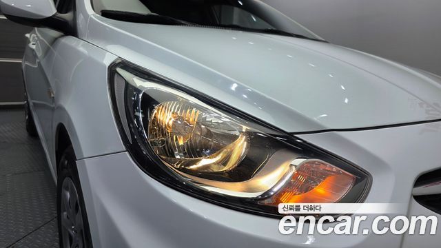 Hyundai Accent (New) Diesel 1.6 VGT Smart 2014 — фото 28