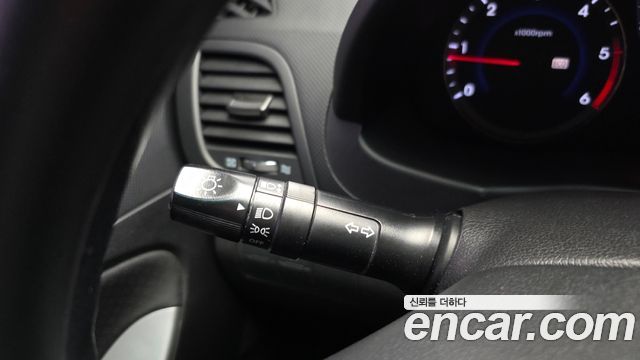 Hyundai Accent (New) Diesel 1.6 VGT Smart 2014 — фото 37