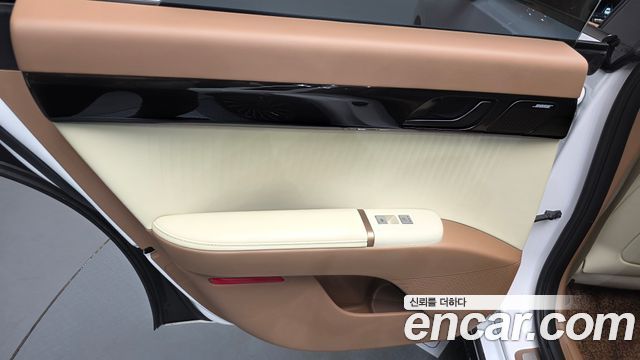 Hyundai Grandeur Hybrid (GN7) Calligraphy 2025 — фото 25