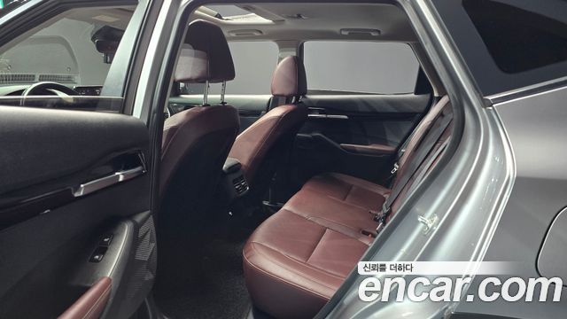 Kia Seltos Gasoline 1.6 Turbo 2WD Noblesse 2020 — фото 12