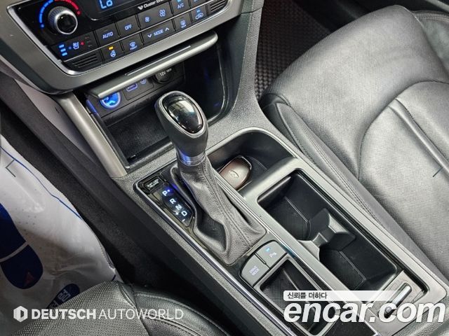 Hyundai Sonata (LF) 2.0 Premium 2015 — фото 9