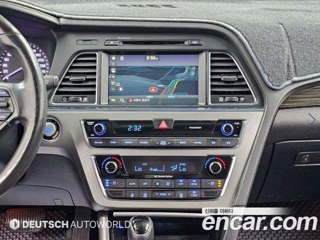 Hyundai Sonata (LF) 2.0 Premium 2015 — фото 18