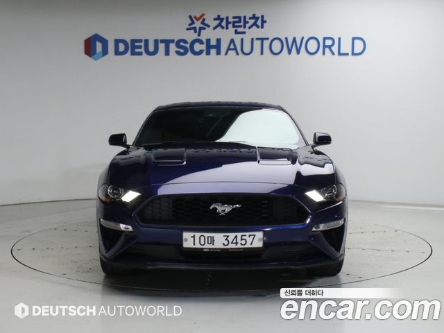 Ford Mustang Coupe 2019 — фото 3