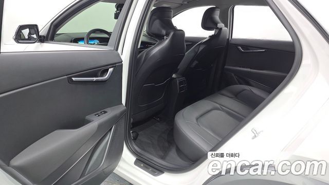 Kia Niro EV Earth 2024 — фото 12