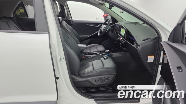 Kia Niro EV Earth 2024 — фото 26
