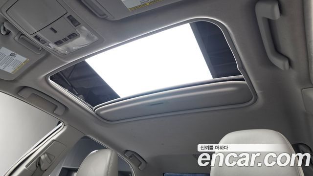 Toyota Camry 2.5 XLE 2012 — фото 17