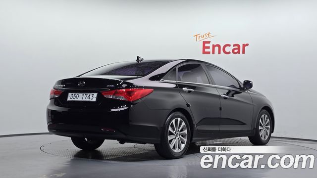 Hyundai Sonata The Brilliant CVVL Smart 2013 — фото 2