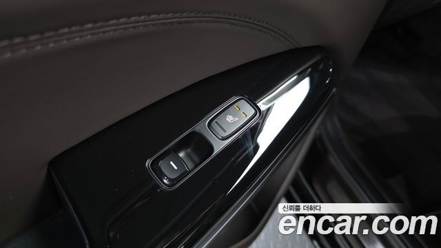 Kia K7 2.4 GDI Limited 2017 — фото 33