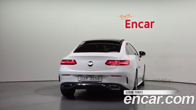 Mercedes-Benz E-Class (W213) E220d Coupe 2017 — фото 4