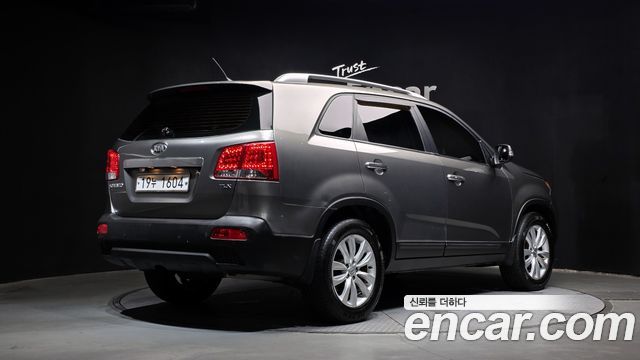 Kia Sorento R Diesel 2.0 2WD TLX High-Deluxe 2011 — фото 2