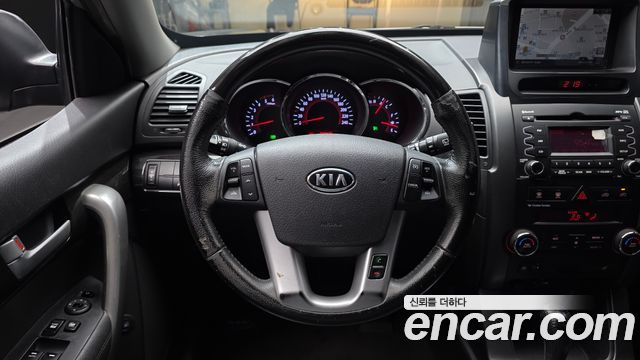 Kia Sorento R Diesel 2.0 2WD TLX High-Deluxe 2011 — фото 13