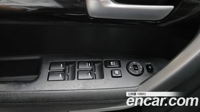 Kia Sorento R Diesel 2.0 2WD TLX High-Deluxe 2011 — фото 17