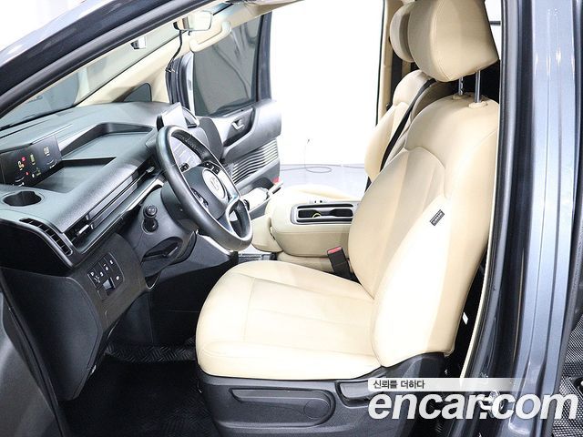 Hyundai Staria Cargo 3-Seater Modern 2022 — фото 8