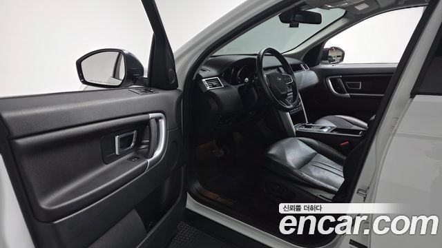 Land Rover Discovery Sport 2.0 TD4 SE (150PS) 2018 — фото 10
