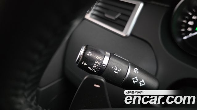 Land Rover Discovery Sport 2.0 TD4 SE (150PS) 2018 — фото 32
