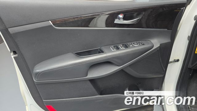 Kia Sorento Diesel 2.0 2WD Noblesse 2016 — фото 24