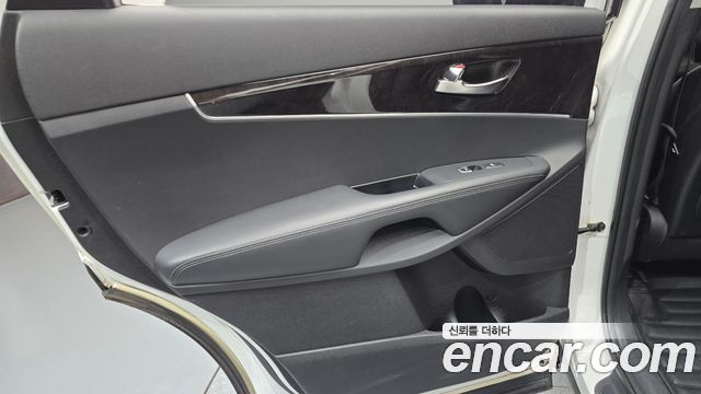 Kia Sorento Diesel 2.0 2WD Noblesse 2016 — фото 25