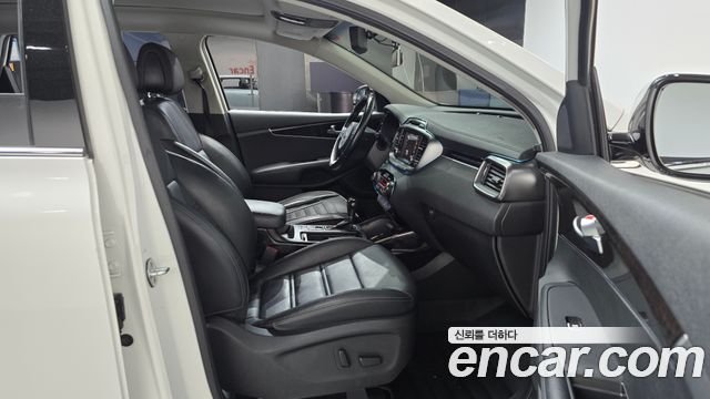 Kia Sorento Diesel 2.0 2WD Noblesse 2016 — фото 26