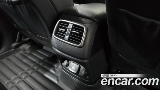 Kia Sorento Diesel 2.0 2WD Noblesse 2016 — фото 31