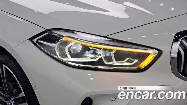 BMW 1 Series (F40) 120i M Sports 2023 — фото 22