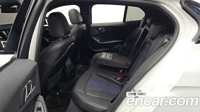 BMW 1 Series (F40) 120i M Sports 2023 — фото 26