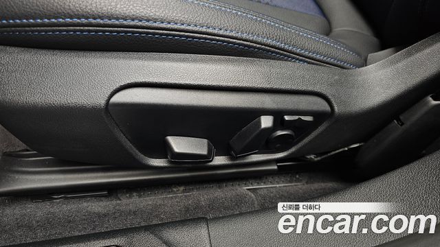 BMW 1 Series (F40) 120i M Sports 2023 — фото 29