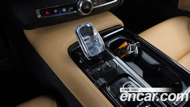 Volvo S90 T8 AWD Inscription 2021 — фото 9