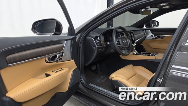 Volvo S90 T8 AWD Inscription 2021 — фото 10