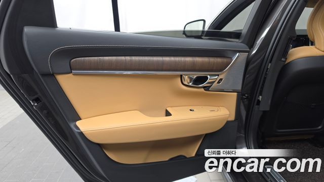 Volvo S90 T8 AWD Inscription 2021 — фото 25