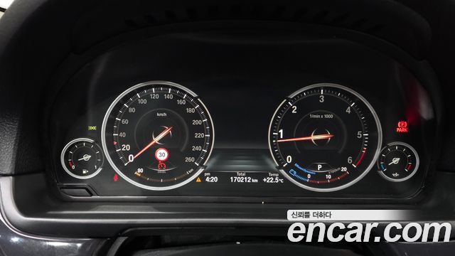 BMW 5 Series (F10) 520d xDrive M Aero Dynamic 2016 — фото 8