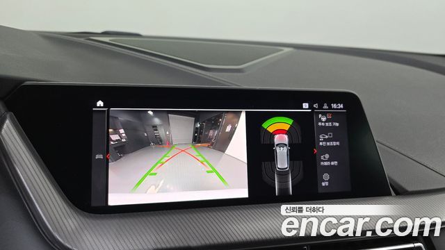 BMW 1 Series (F40) 120i M Sports 2022 — фото 14
