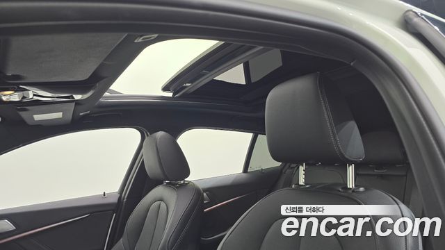 BMW 1 Series (F40) 120i M Sports 2022 — фото 17